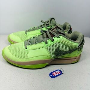 Mens Lime Green Nike Shoes for Sale up to 90% Off: Poshmark display picture 1